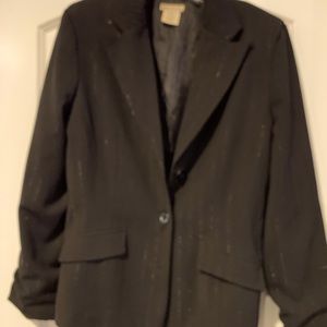 Fix jacket with fine metallic lines, size 15, in good used condition